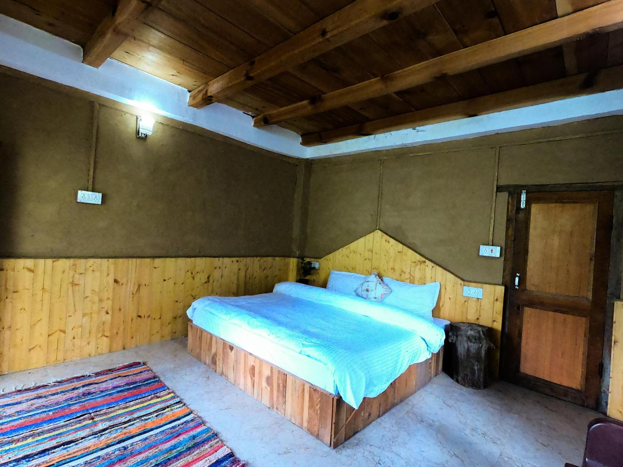 Tirthan Ecostay Gushaini Extérieur photo